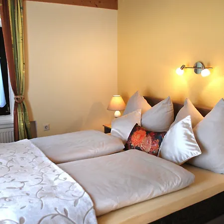 Saalachtal Apartamento *